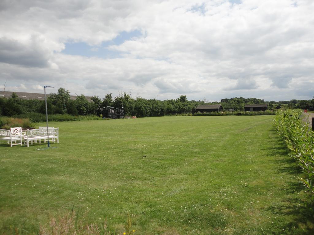 Willow Court Farm The Lodge & Petting Farm, 8 Mins From Legoland & Windsor, 15 Mins From Lapland Uk Экстерьер фото
