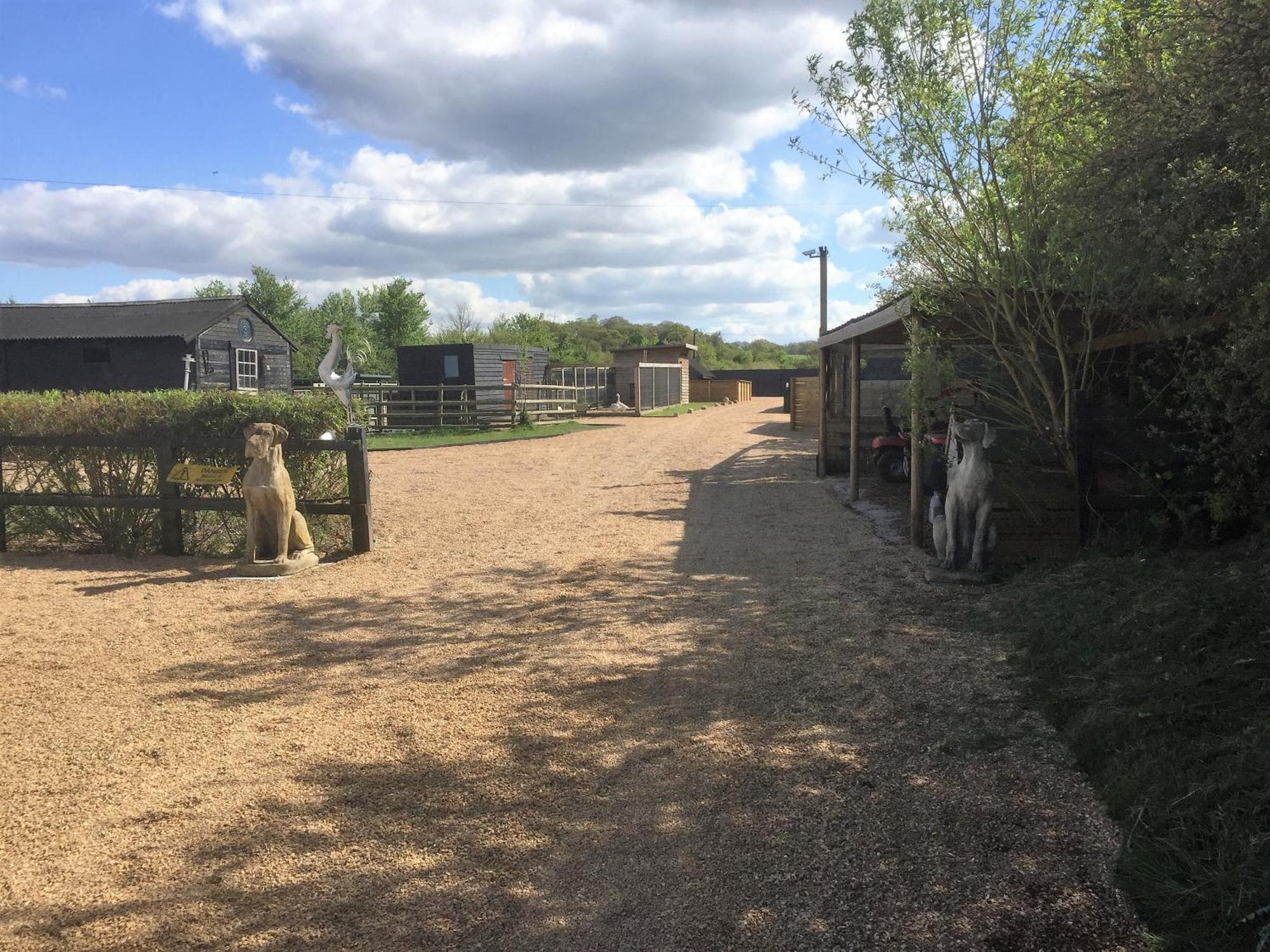 Willow Court Farm The Lodge & Petting Farm, 8 Mins From Legoland & Windsor, 15 Mins From Lapland Uk Экстерьер фото
